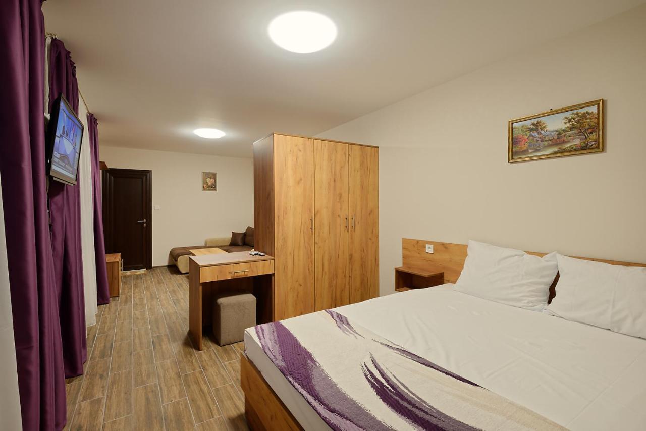Hotel Комплекс Колонада Hisarya Esterno foto