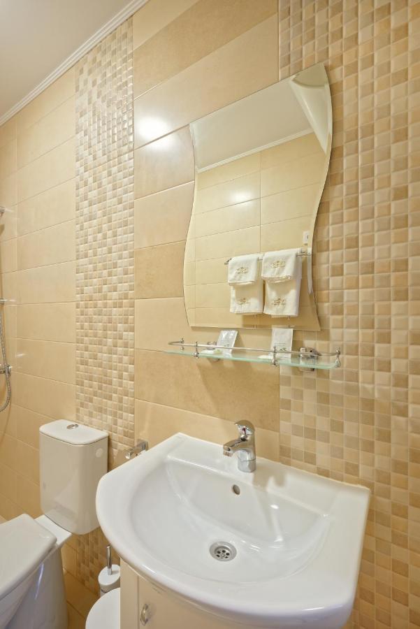 Hotel Комплекс Колонада Hisarya Esterno foto